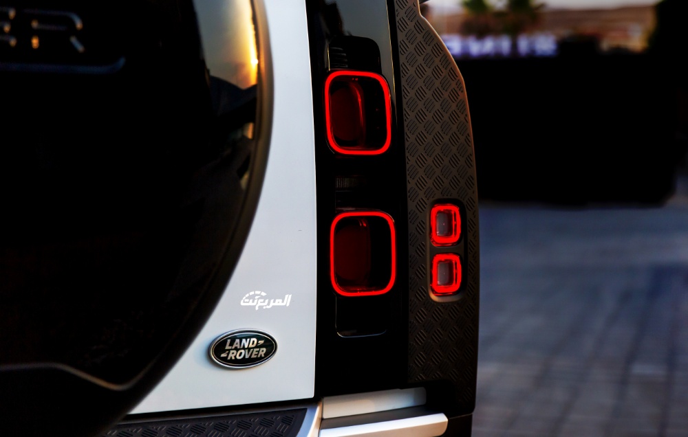 لاندروفر-ديفندر-90-المربع-نت-23