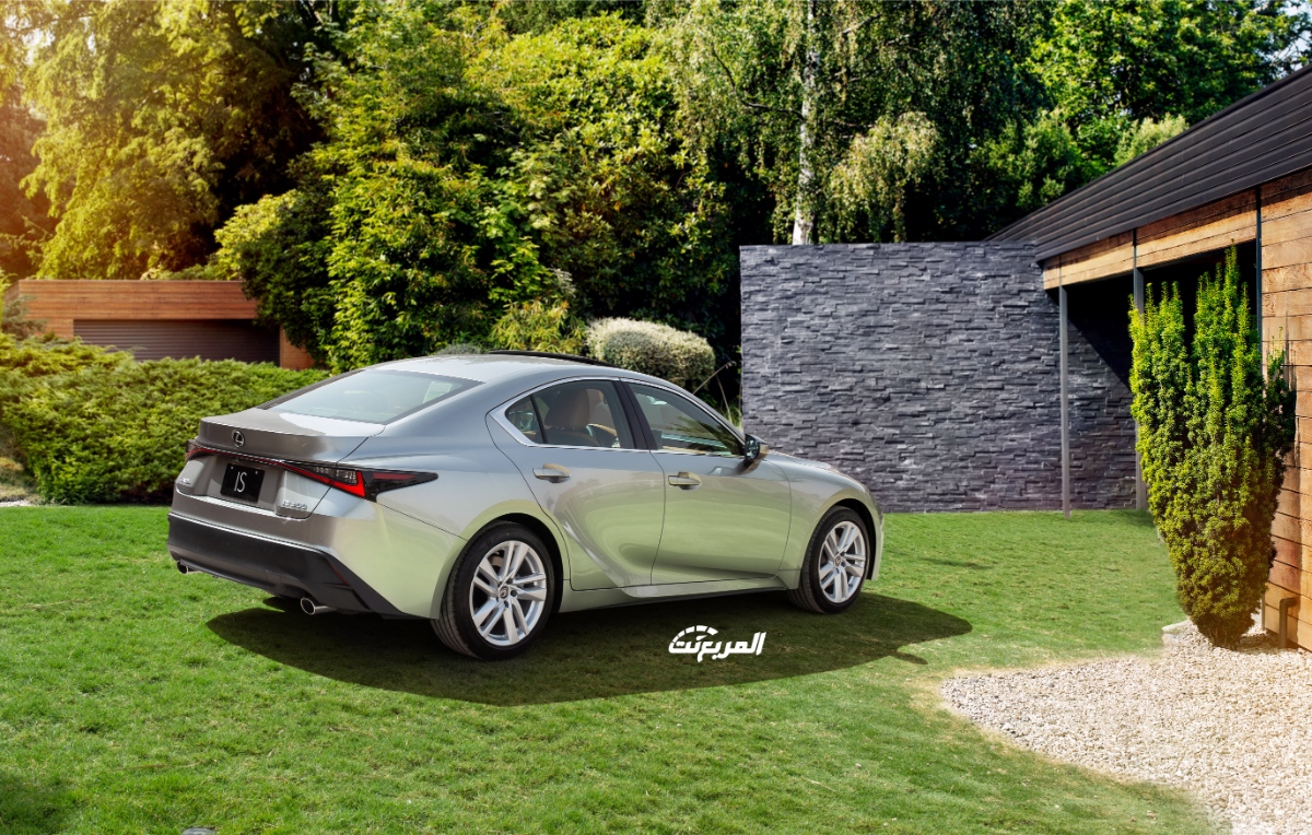 لكزس-is-المربع-نت-16