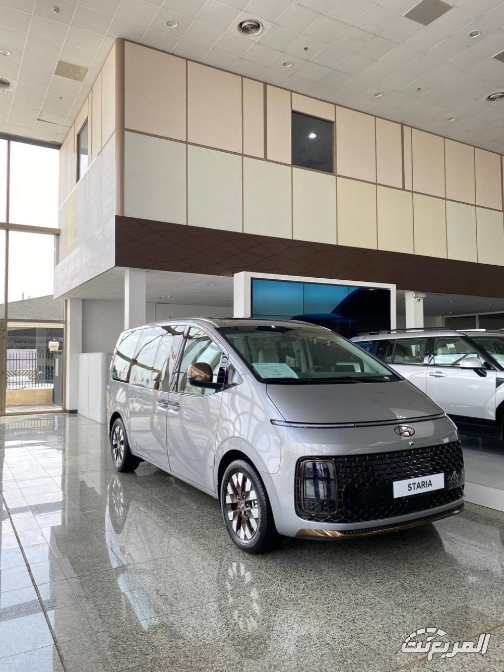 هيونداي-ستاريا-المربع-نت-31