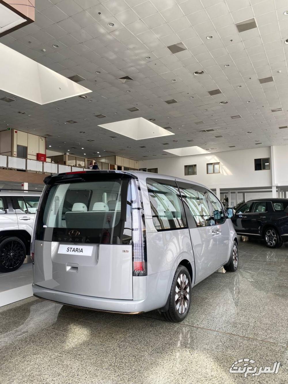 هيونداي-ستاريا-المربع-نت-46