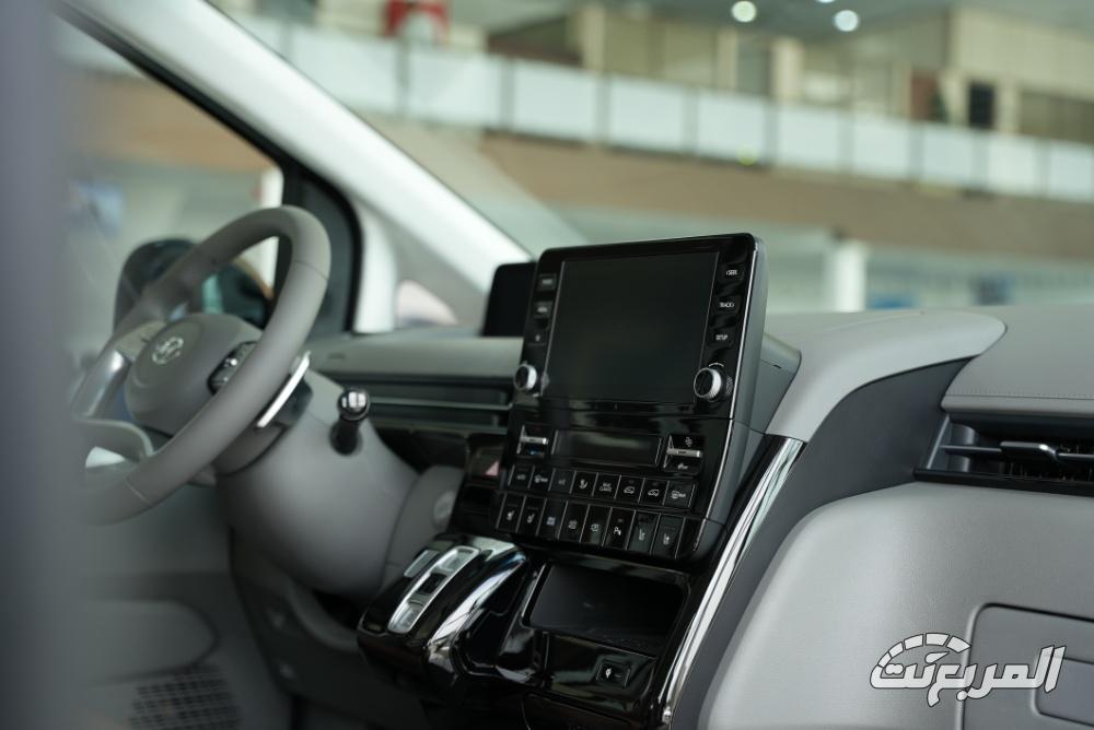 هيونداي-ستاريا-المربع-نت-9