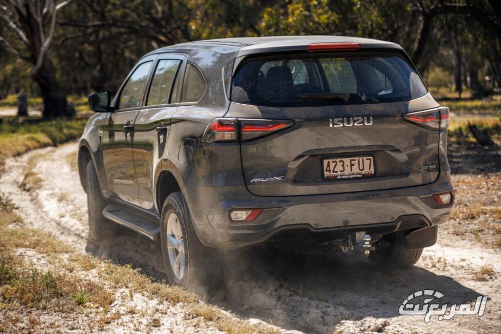 ايسوزو-ام-يو-اكس-المربع-نت-22