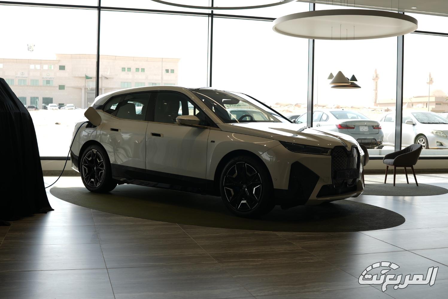 بي-ام-دبليو-ix-المربع-نت-66