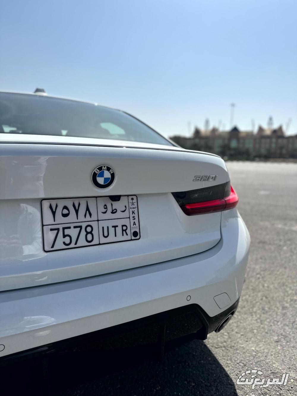 بي-ام-دبليو-الفئة-الثالثة-المربع-نت-1-3