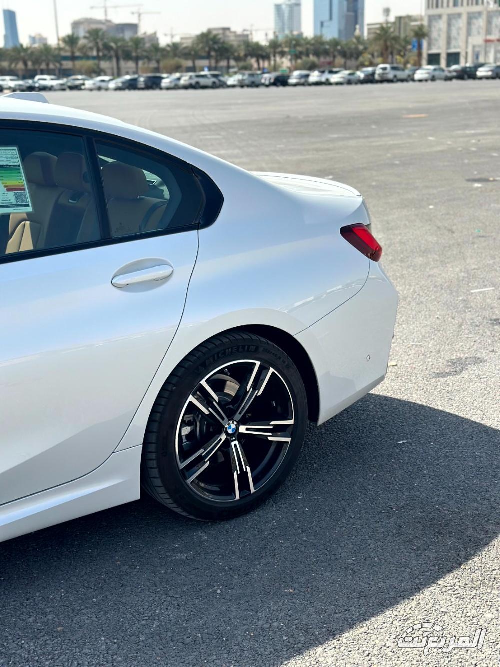 بي-ام-دبليو-الفئة-الثالثة-المربع-نت-39