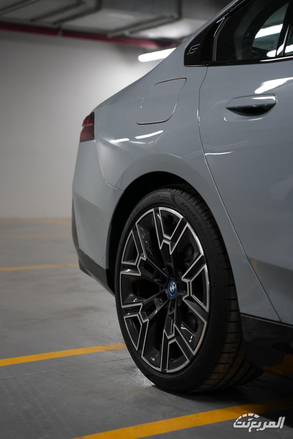 بي-ام-دبليو-الفئة-الخامسة-المربع-نت-21