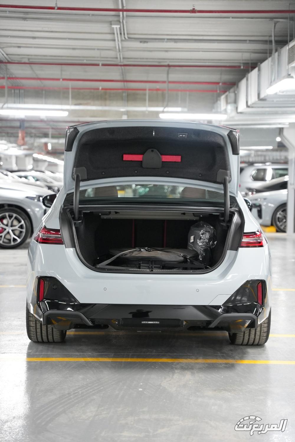 بي-ام-دبليو-الفئة-الخامسة-المربع-نت-41