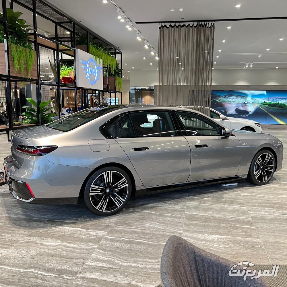 بي-ام-دبليو-الفئة-السابعة-المربع-نت-18