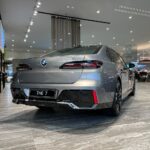 بي-ام-دبليو-الفئة-السابعة-المربع-نت-20