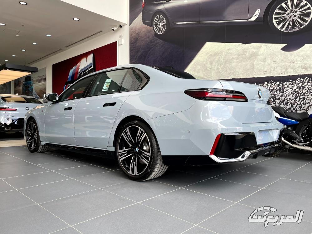 بي-ام-دبليو-الفئة-السابعة-المربع-نت-30