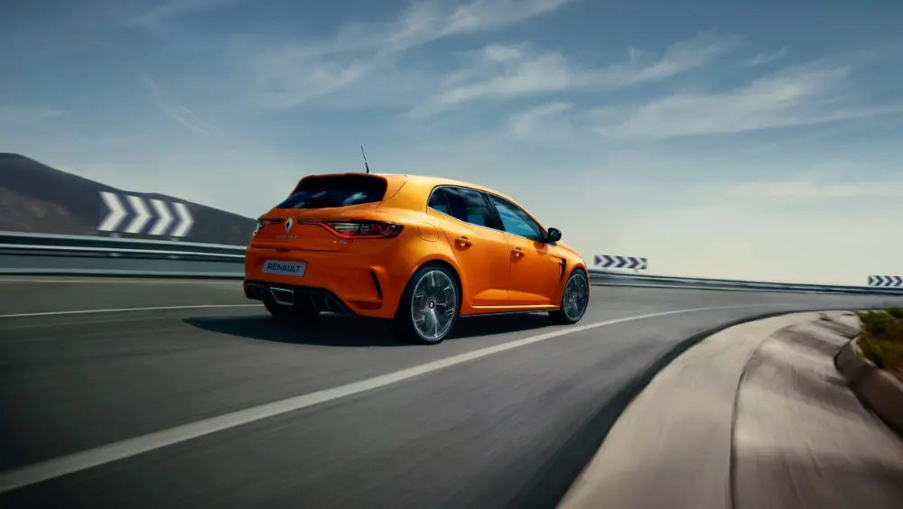 رينو-ميجان-rs-المربع-نت-2-1