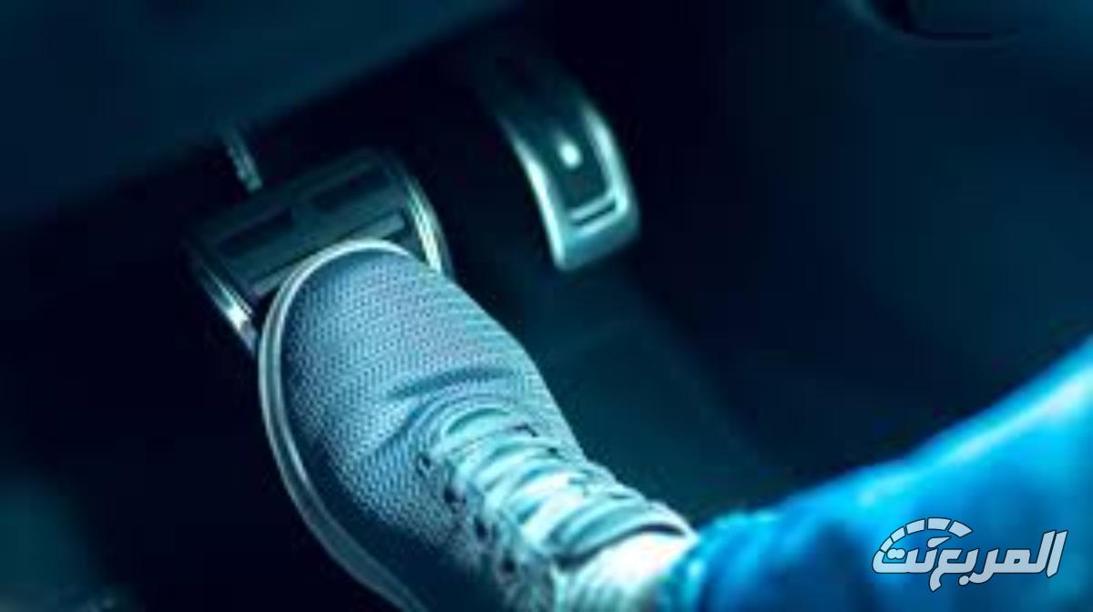 علامات مشاكل الفرامل 5 وأهمية قياس سائل الفرامل علامات مشاكل الفرامل 5 وأهمية قياس سائل الفرامل 1