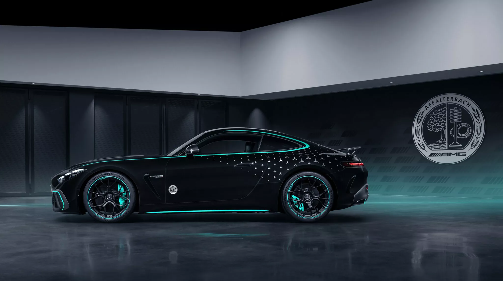 مرسيدس AMG GT تحصل على أحد أجمل وأجرأ إصدارات العلامة بتصميم مستوحى من فورمولا 1 مرسيدس AMG GT تحصل على أحد أجمل وأجرأ إصدارات العلامة بتصميم مستوحى من فورمولا 1 3