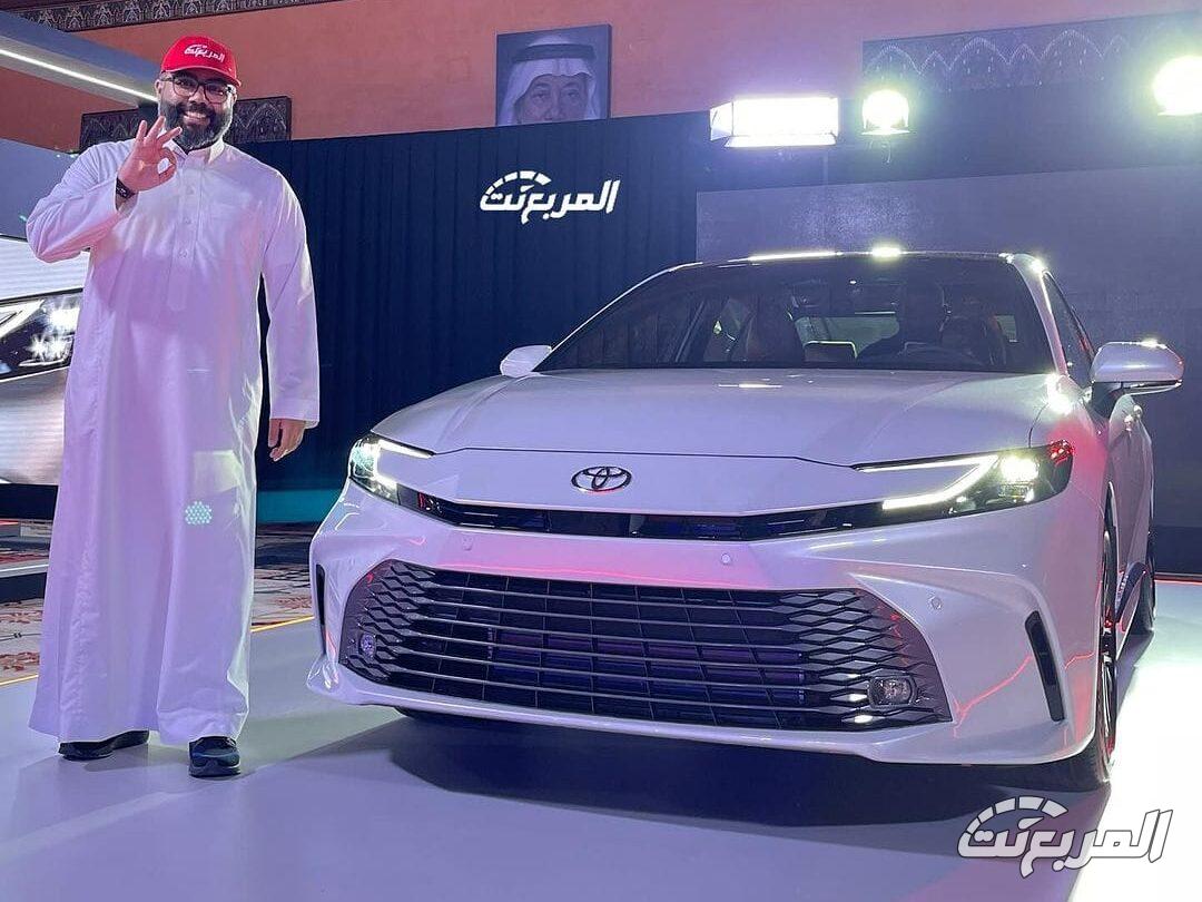 صور تويوتا كامري 2025 بجودة عالية من الداخل والخارج والألوان لدى ومزايا النسخة الهايبرد سعر تويوتا كامري 2025 في السعودية