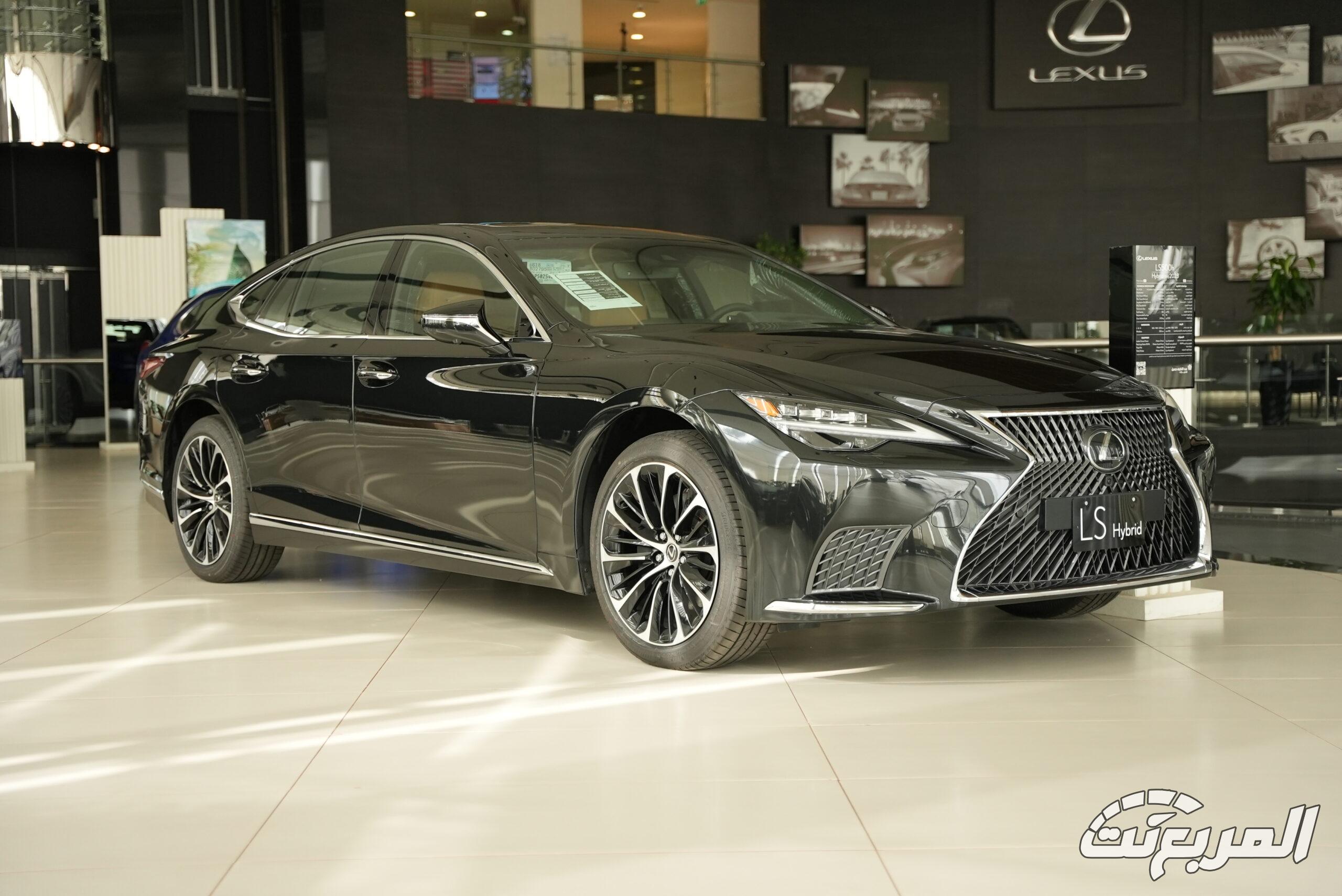 اسعار سيارات لكزس 2025 بكل فئاتها عند عبداللطيف جميل للسيارات صور لكزس LS موديل 2025 بجودة عالية من الداخل والخارج والألوان المتوفرة