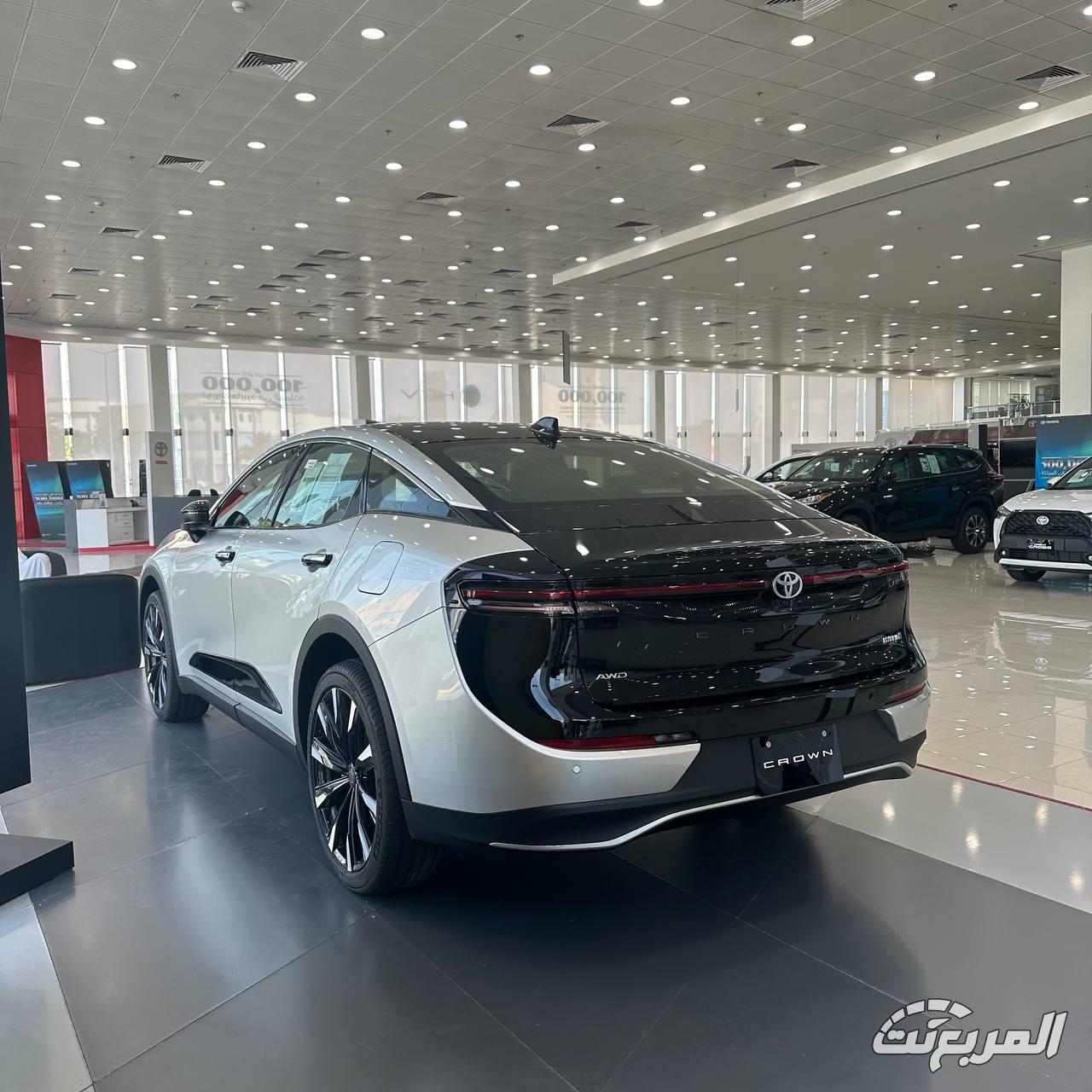 أسعار سيارات تويوتا الهايبرد 2025 في السعودية مع المحركات وأبرز المواصفات المتوفرة (صور وفيديو) أسعار سيارات تويوتا الهايبرد 2025 في السعودية مع المحركات وأبرز المواصفات المتوفرة (صور وفيديو)