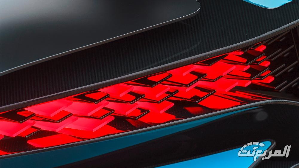 بوجاتي-ديفو-المربع-نت-13