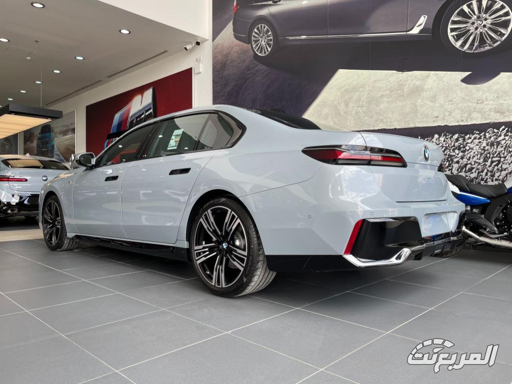 بي-ام-دبليو-الفئة-السابعة-المربع-نت-2-5