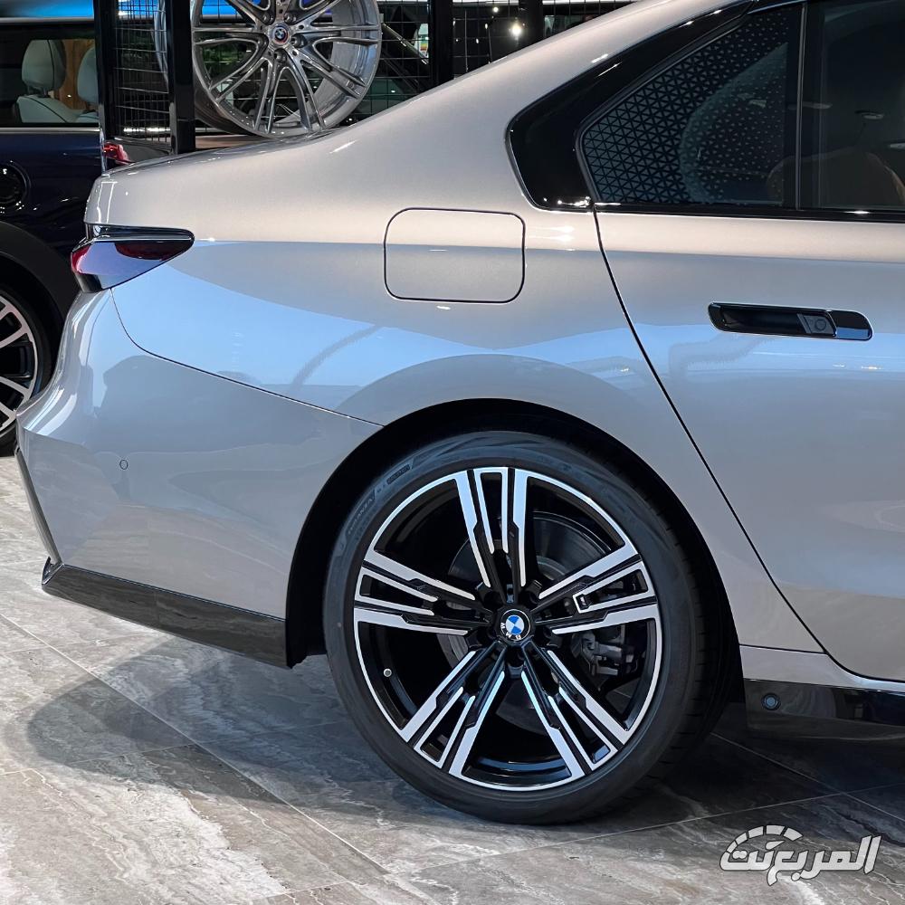 بي-ام-دبليو-الفئة-السابعة-المربع-نت-16-2