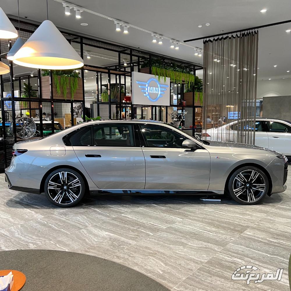 بي-ام-دبليو-الفئة-السابعة-المربع-نت-17-2