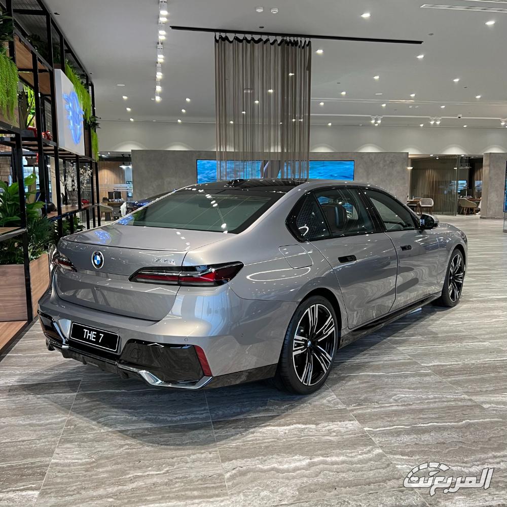 بي-ام-دبليو-الفئة-السابعة-المربع-نت-2-4