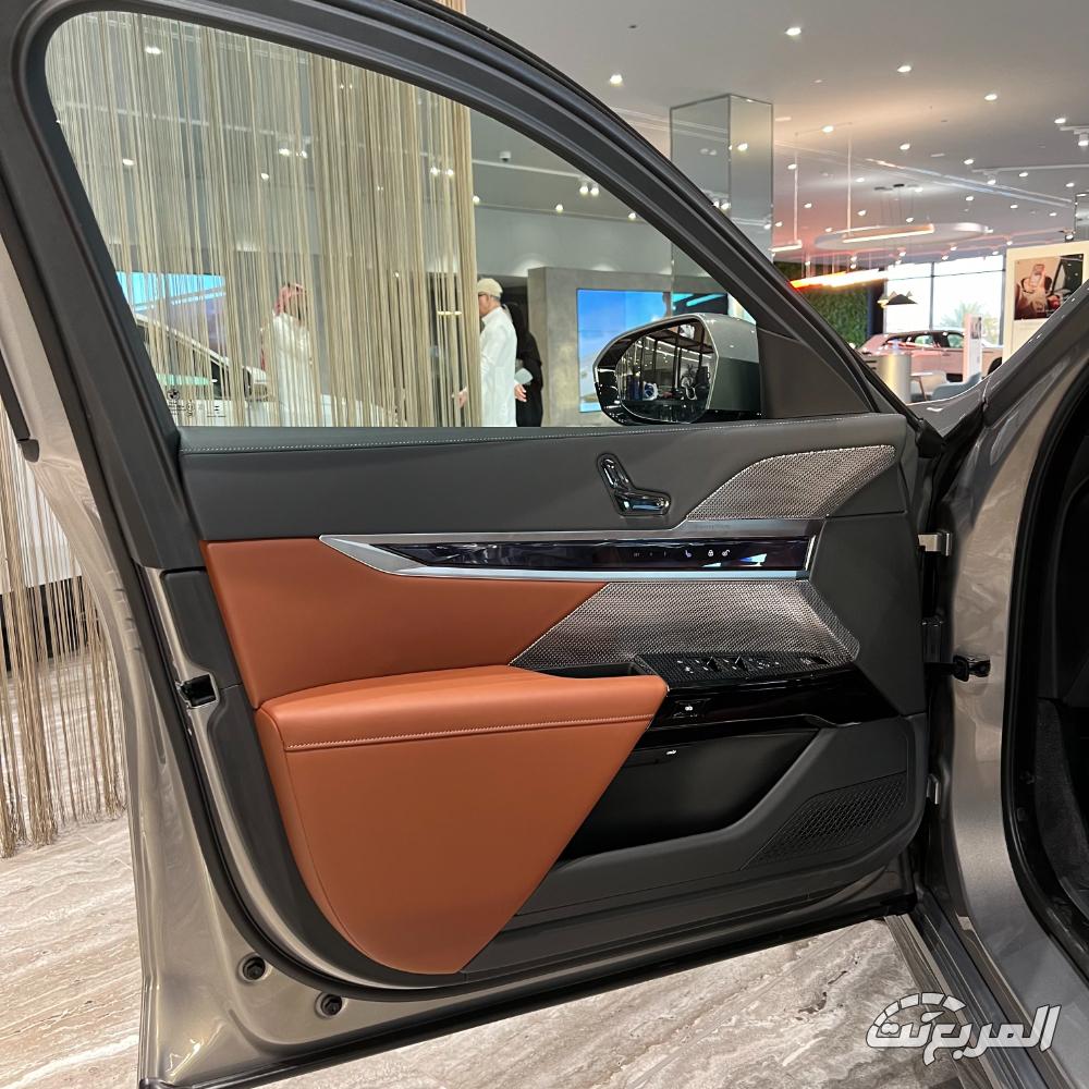 بي-ام-دبليو-الفئة-السابعة-المربع-نت-5-4