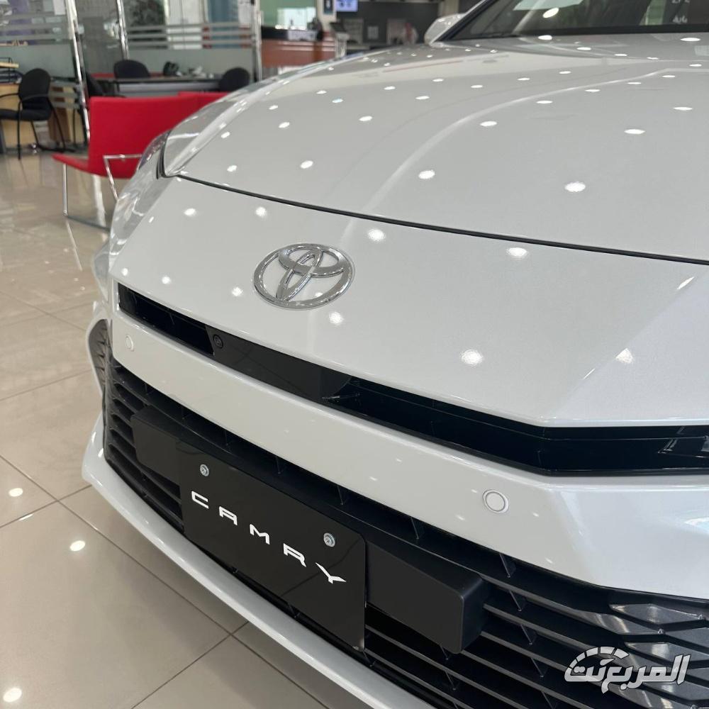 تويوتا-كامري-2025-هايبرد-المربع-نت-12