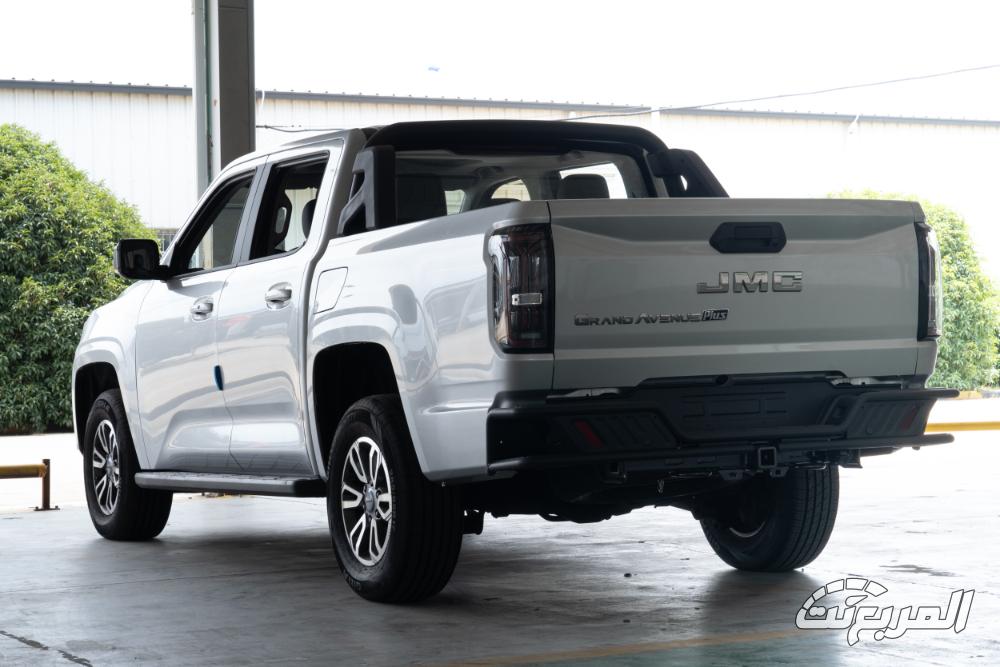 جاي-ام-سي-جراند-افينيو-بلس-المربع-نت-9