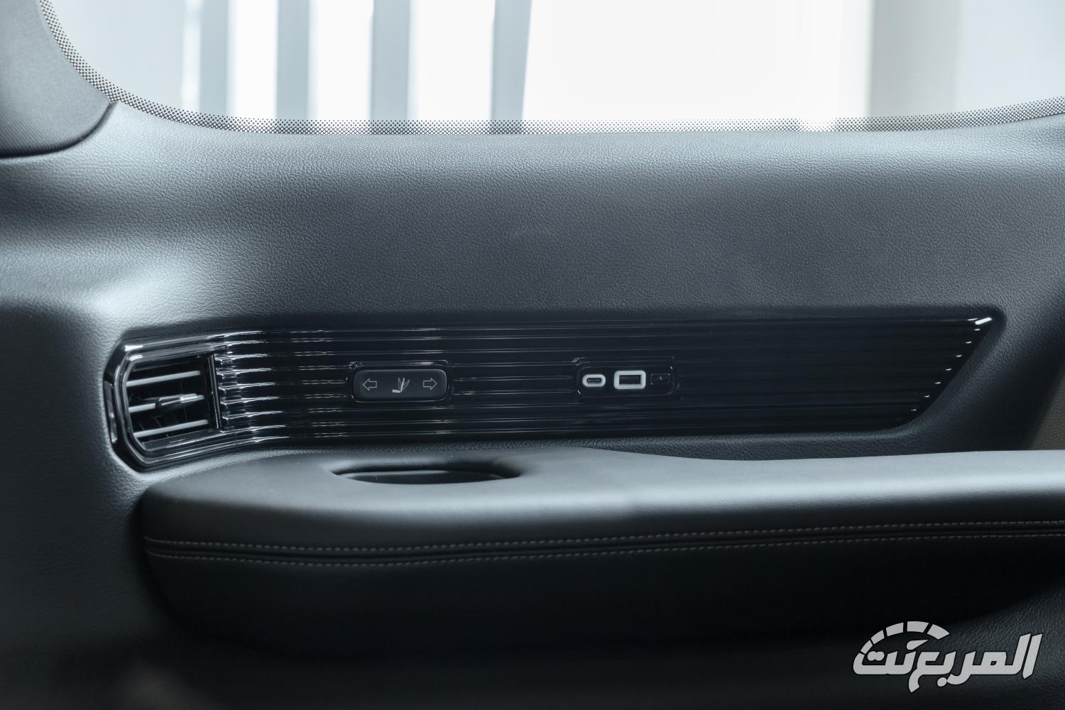 جيب-جراند-واجونيور-2023-المربع-نت-35