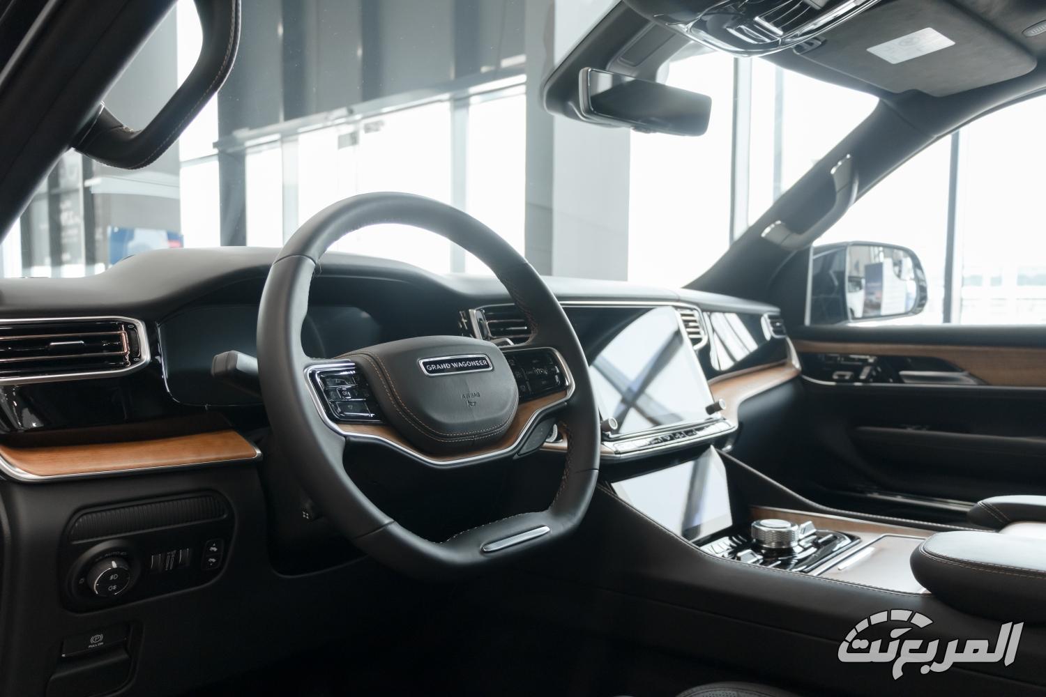 جيب-جراند-واجونيور-المربع-نت-13