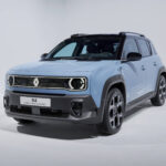 renault-r4-e-tech-techno-bleue-photo