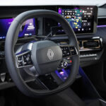 renault-r4-e-tech-techno-bleue-photo-16