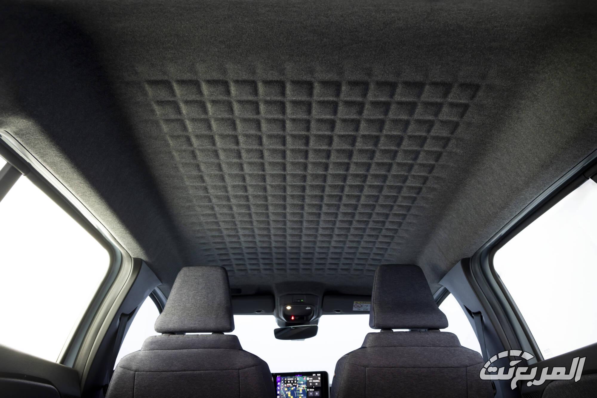 renault-r4-e-tech-techno-bleue-photo-20