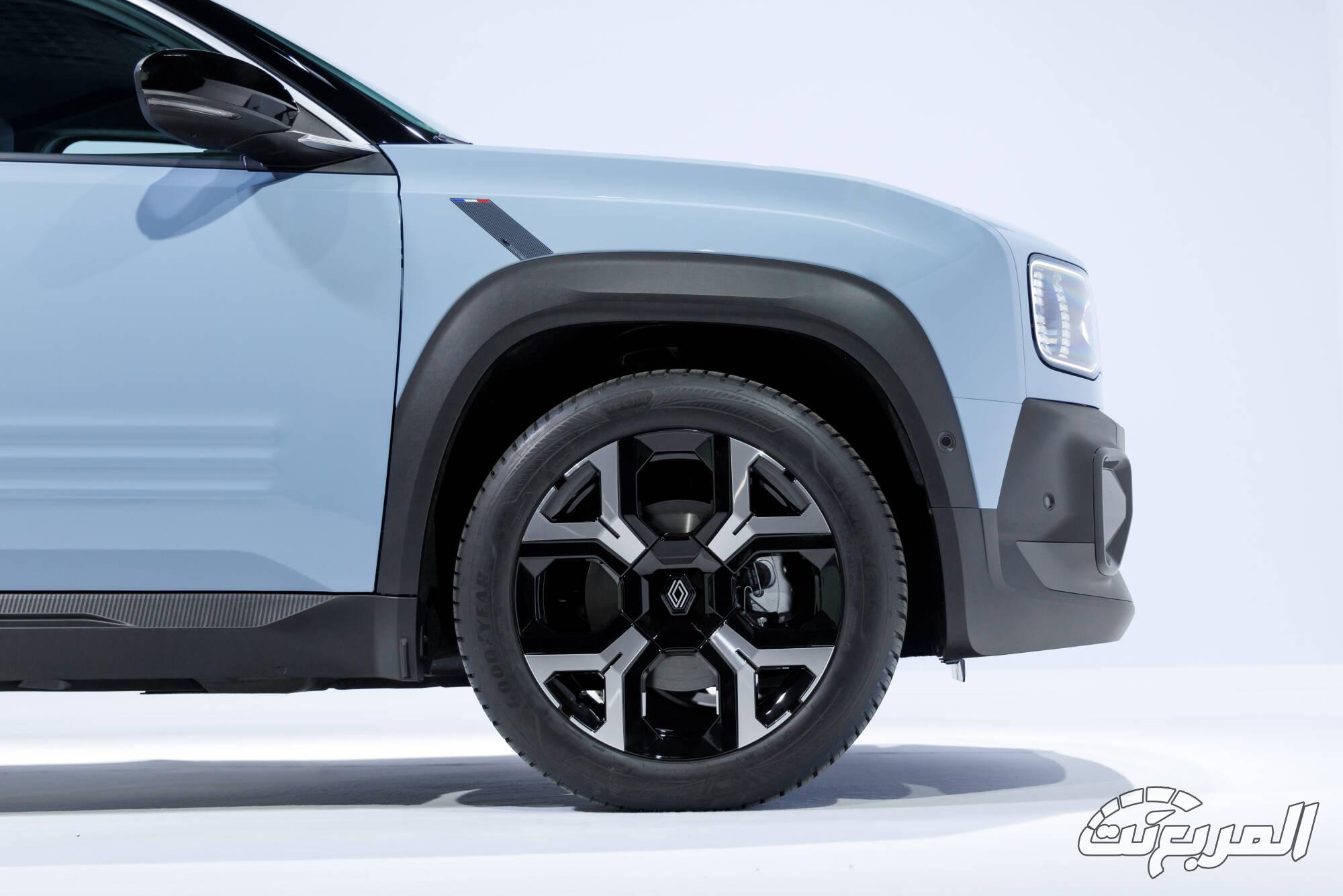 renault-r4-e-tech-techno-bleue-photo-25