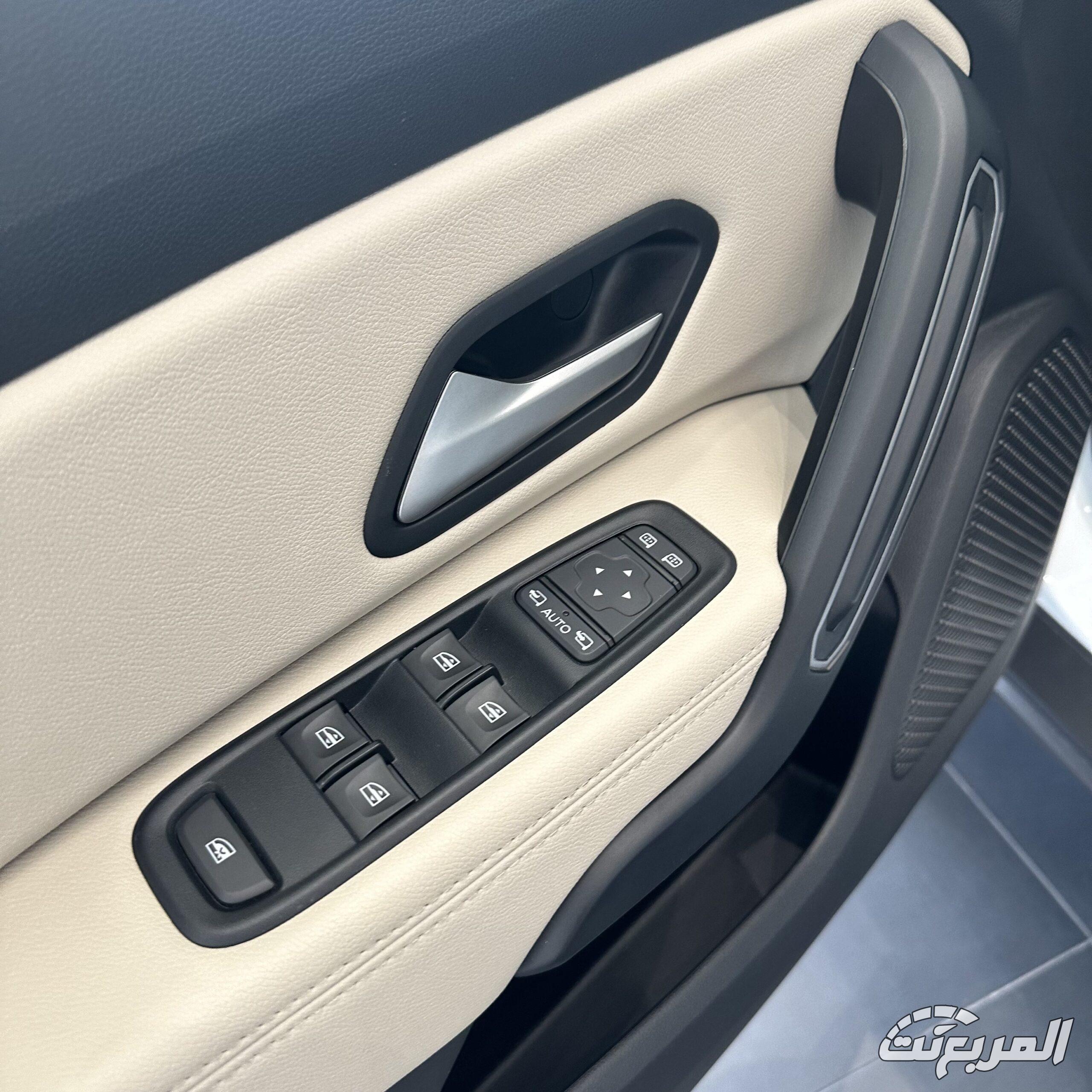 صور رينو داستر 2025 بجودة عالية من الخارج والداخل والألوان المتوفرة صور رينو داستر 2025 66