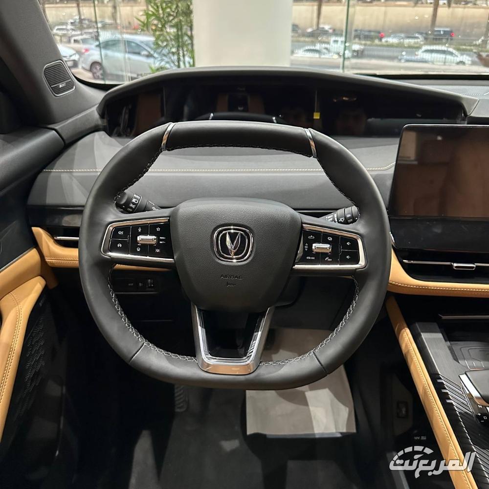 جيلي مونجارو أو شانجان UNI-K أي سيارة تناسبك أكثر؟ 15