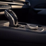 كاديلاك-xt4-المربع-نت-13