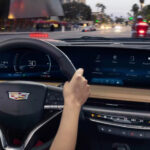 كاديلاك-xt4-المربع-نت-26