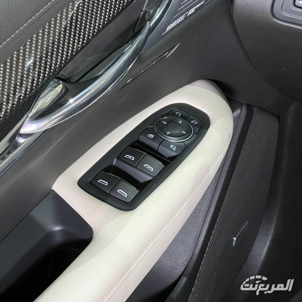 كاديلاك-xt6-المربع-نت-73