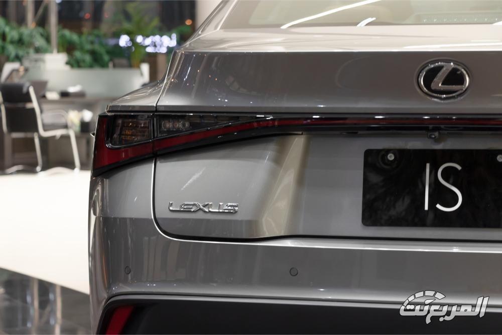 لكزس-is-المربع-نت-4-3