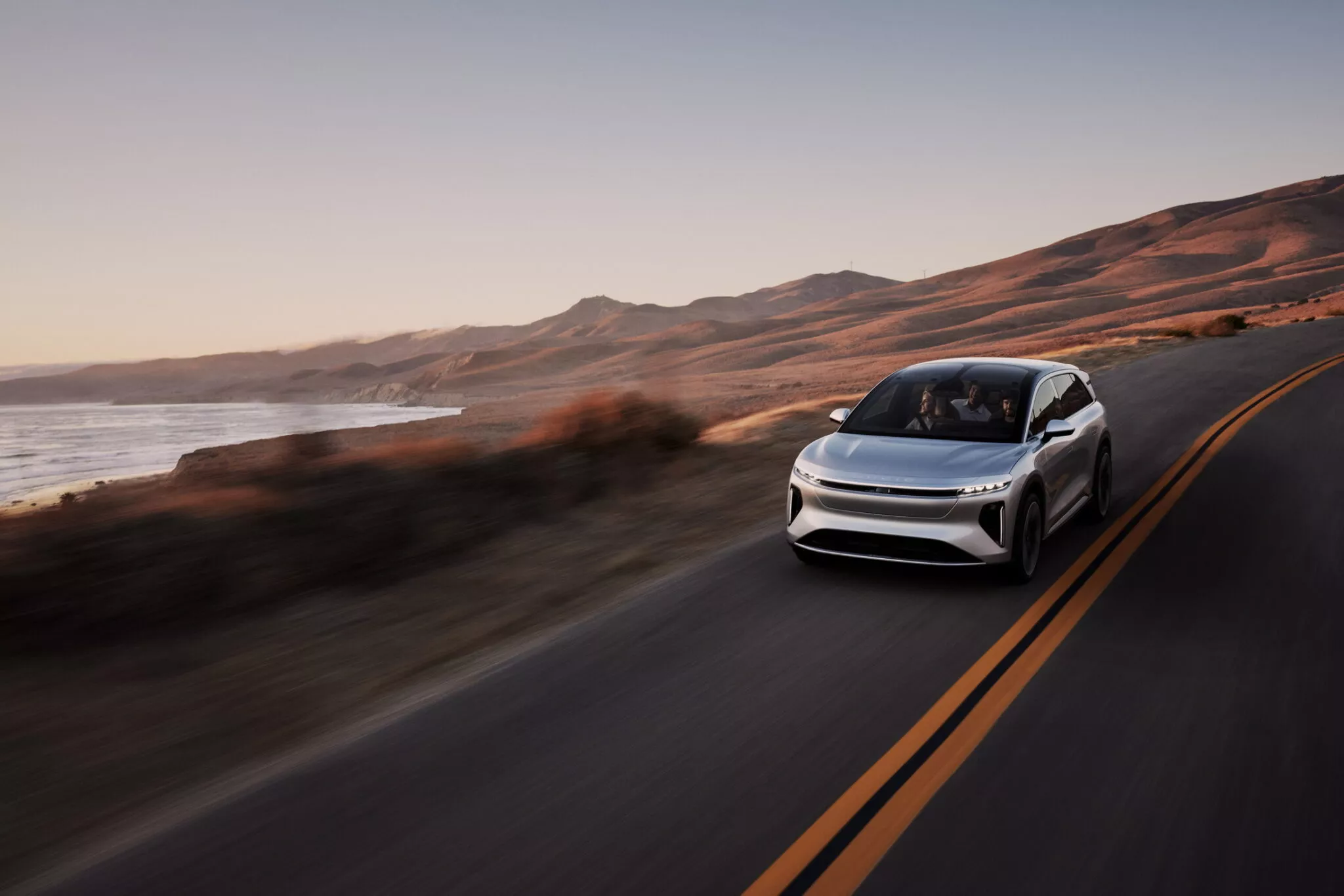 أسعار ومواصفات لوسيد جرافيتي SUV الفاخرة الجديدة كلياً أسعار ومواصفات لوسيد جرافيتي SUV الفاخرة الجديدة كلياً 14