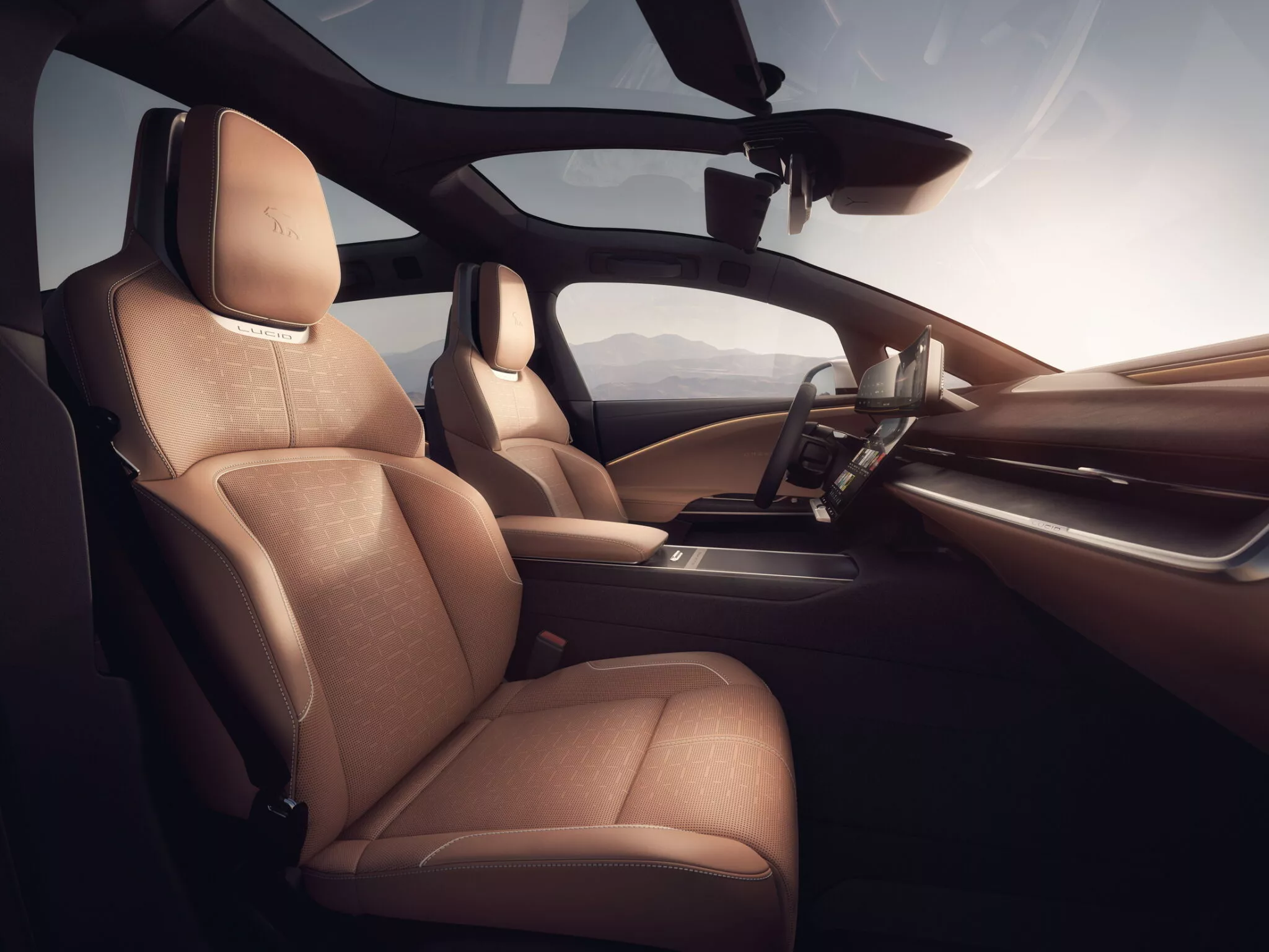 أسعار ومواصفات لوسيد جرافيتي SUV الفاخرة الجديدة كلياً أسعار ومواصفات لوسيد جرافيتي SUV الفاخرة الجديدة كلياً 20