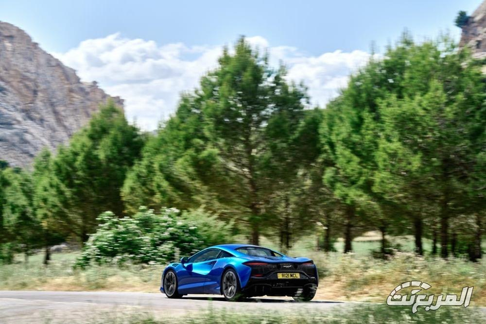 مكلارين-ارتورا-المربع-نت-9