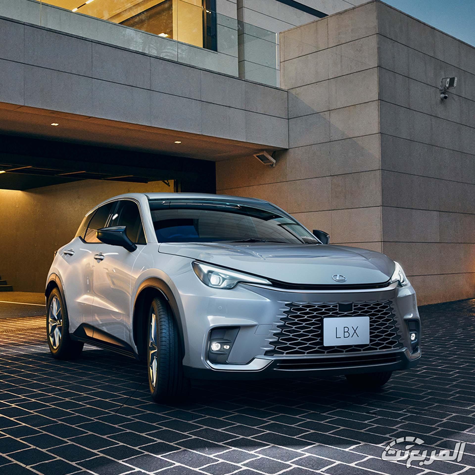 مواصفات لكزس LBX موديل 2025 بجميع الفئات والأسعار المتوفرة وأبرز العيوب والمميزات مواصفات لكزس LBX موديل 2025 بجميع الفئات والأسعار المتوفرة وأبرز العيوب والمميزات
