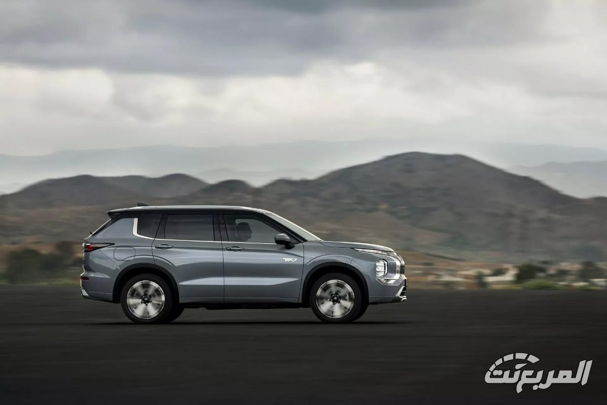 ميتسوبيشي-اوتلاندر-2025-13-2