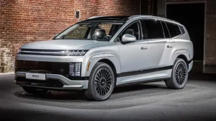 كيفية التعامل مع قفل الأبواب التالف في السيارة كيفية التعامل مع قفل الأبواب التالف في السيارة 2