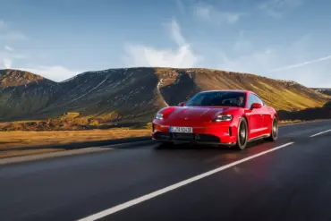 بورش تايكان GTS 2025 فيس ليفت تنطلق بقوة 690 حصان 1