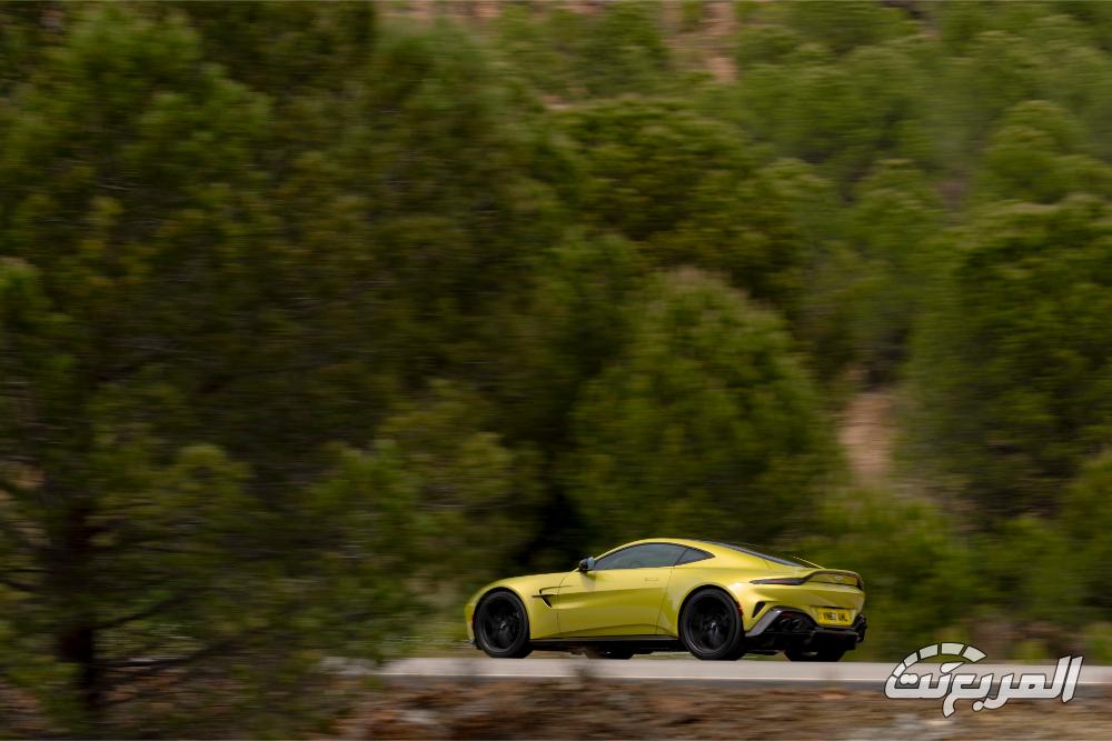 aston-martin-vantage-المربع-نت-14
