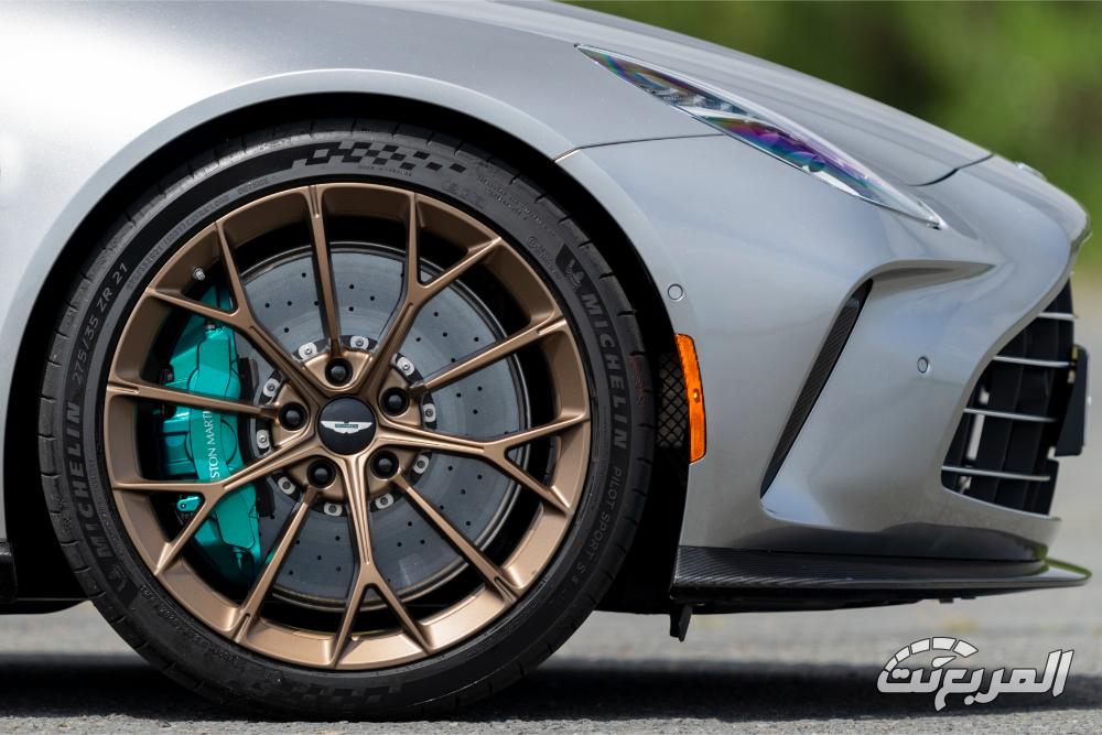 aston-martin-vantage-المربع-نت-16-1