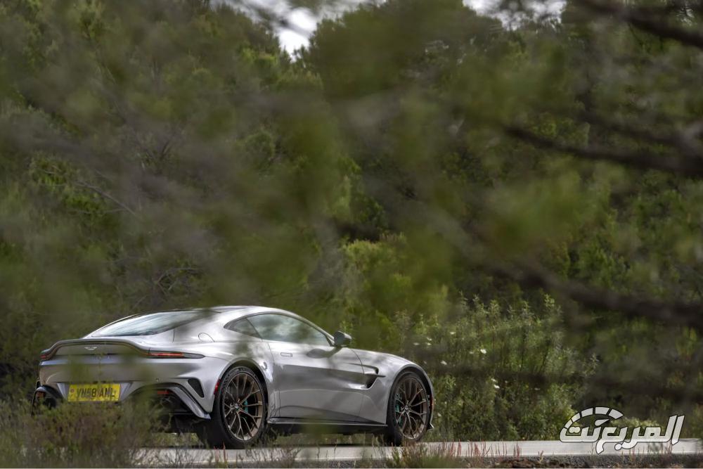 aston-martin-vantage-المربع-نت-23